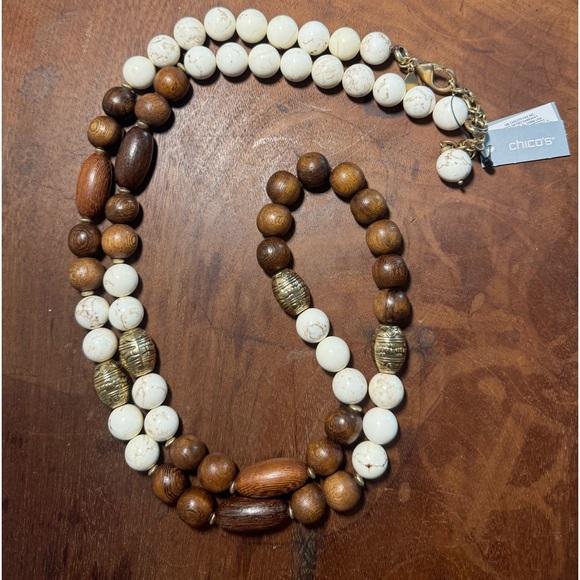 Chico’s Howlite and Wood Long Necklace NWT - Picture 4 of 7